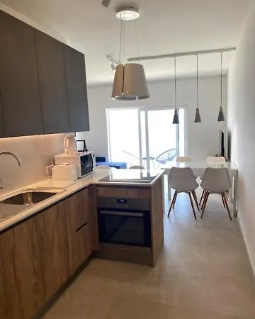 Apartamento Lovely Sea View 3 Bedroom In Marsalforn Gozo. Zebbug (Gozo)