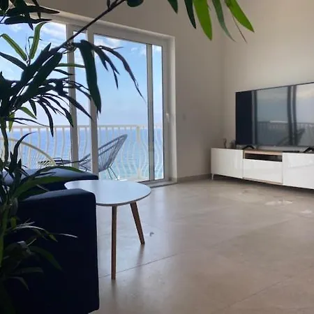 Lovely Sea View 3 Bedroom In Marsalforn Gozo. Zebbug (Gozo)