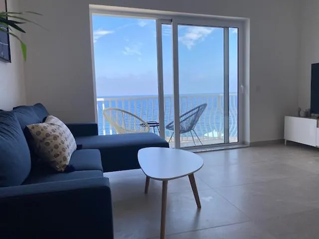 Apartment Lovely Sea View 3 Bedroom In Marsalforn Gozo.